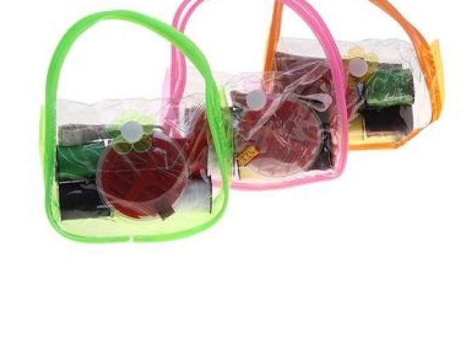 Набор для шитья в пластиковой сумочке, 8 предметов, цвета МИКС